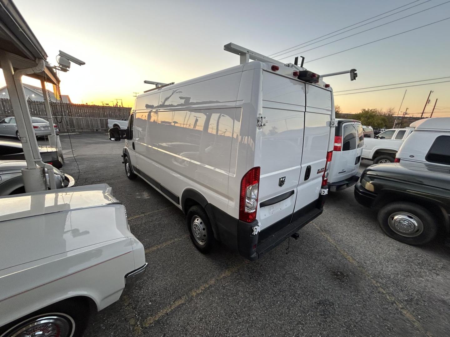 2021 RAM Promaster 2500 High Roof 159-in. WB (3C6LRVDG3ME) with an 3.6L V6 engine, 6A transmission, located at 1687 Business 35 S, New Braunfels, TX, 78130, (830) 625-7159, 29.655487, -98.051491 - Photo#5