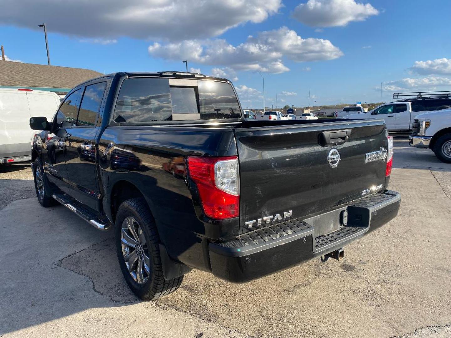 2018 Nissan Titan PRO-4X Crew Cab 4WD (1N6AA1E52JN) with an 5.6L V8 DOHC 32V engine, 6A transmission, located at 1687 Business 35 S, New Braunfels, TX, 78130, (830) 625-7159, 29.655487, -98.051491 - Photo#1