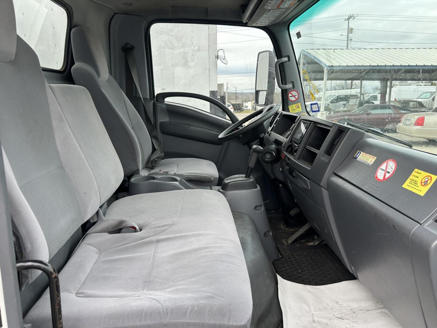 2018 White Isuzu NPR - (JALB4W173J7) , located at 1687 Business 35 S, New Braunfels, TX, 78130, (830) 625-7159, 29.655487, -98.051491 - Photo#6