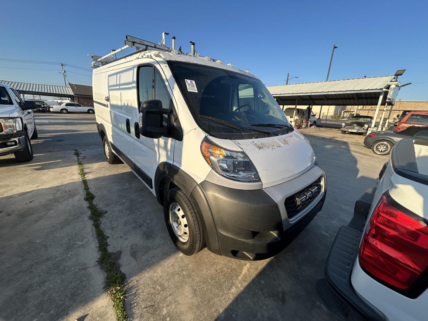 2019 White RAM Promaster 1500 Low Roof Tradesman 136-in. WB (3C6TRVAG0KE) with an 3.6L V6 engine, 6A transmission, located at 1687 Business 35 S, New Braunfels, TX, 78130, (830) 625-7159, 29.655487, -98.051491 - Photo#1