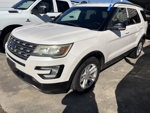 2017 Ford Explorer XLT FWD