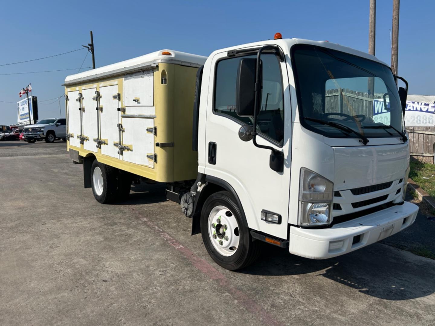 2017 White Isuzu NPR HD - (54DC4W1C9HS) , located at 1687 Business 35 S, New Braunfels, TX, 78130, (830) 625-7159, 29.655487, -98.051491 - Photo#1