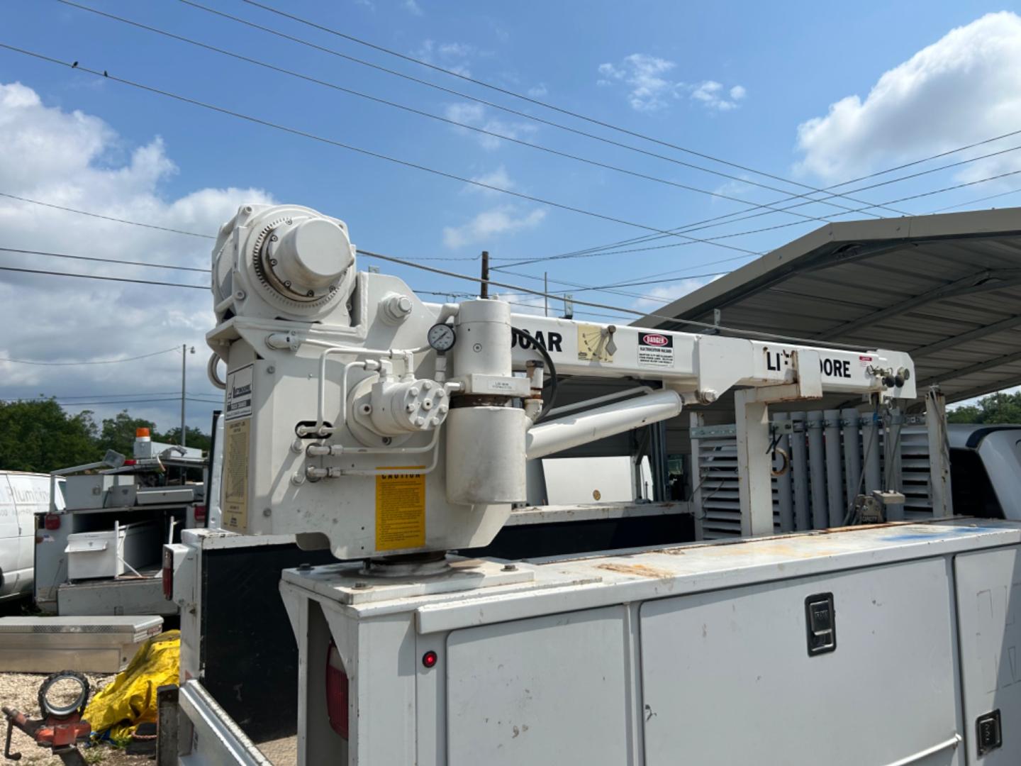 2019 White Ford F-350 SD Lariat SuperCab 4WD (1FT8X3B61KE) with an 6.2L V8 OHV 16V engine, 6A transmission, located at 1687 Business 35 S, New Braunfels, TX, 78130, (830) 625-7159, 29.655487, -98.051491 - Photo#1