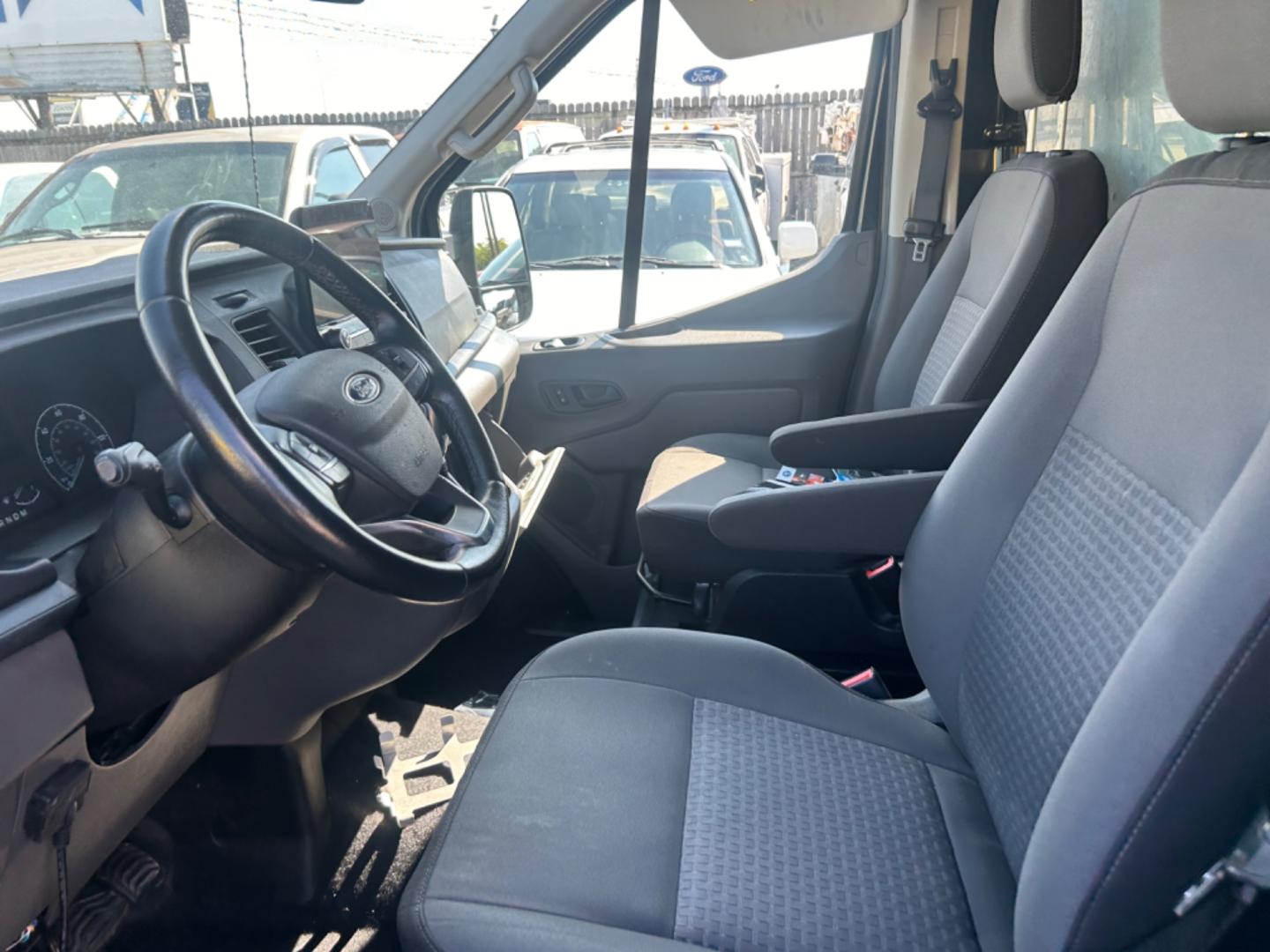 2021 Black /Gray Ford Transit T-250 (1FDBR5Z82MK) with an 3.5L V6 DOHC 24V engine, located at 1687 Business 35 S, New Braunfels, TX, 78130, (830) 625-7159, 29.655487, -98.051491 - Photo#7