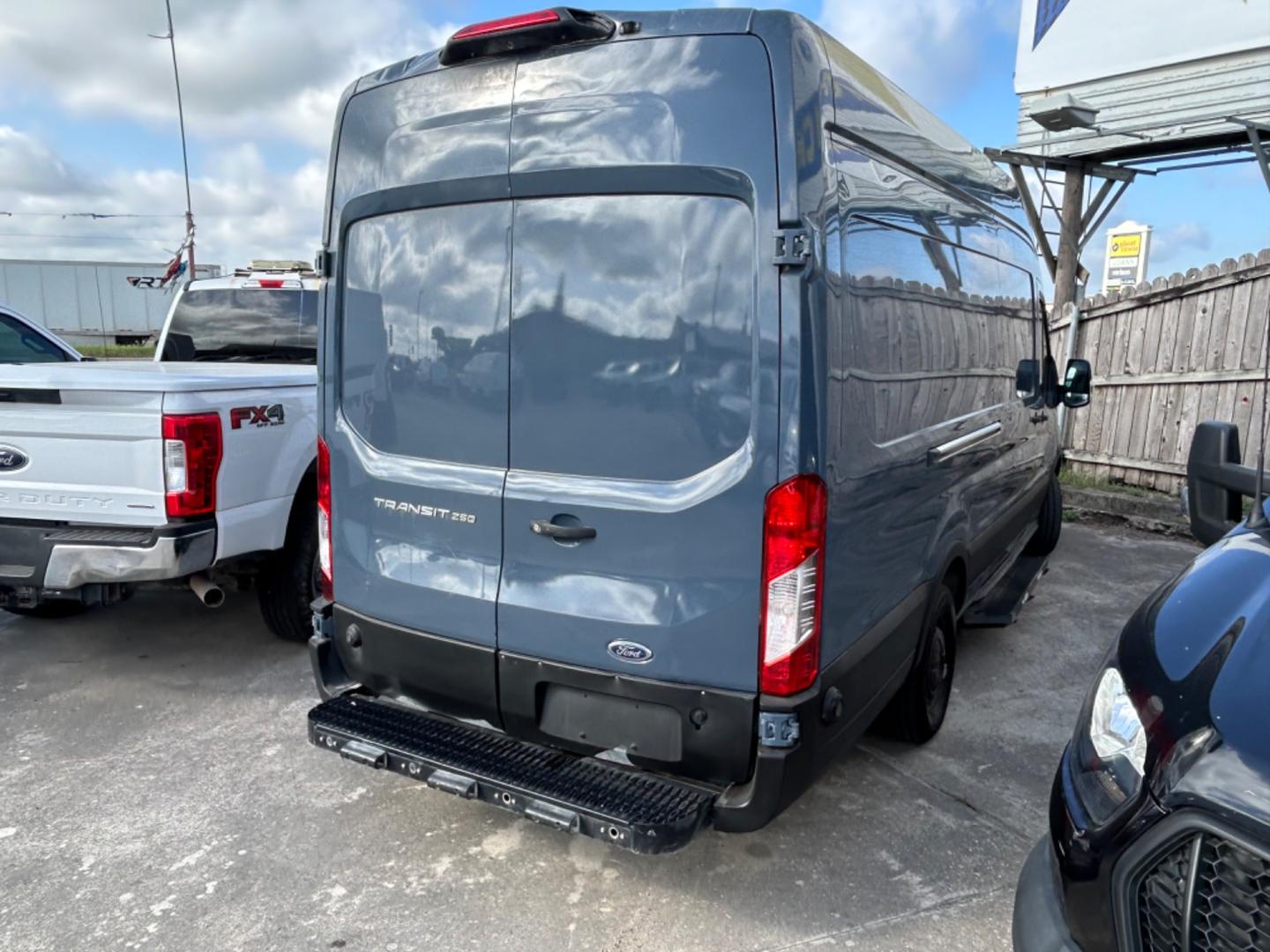 2019 Grey Ford Transit (1FTYR3XM9KK) , located at 1687 Business 35 S, New Braunfels, TX, 78130, (830) 625-7159, 29.655487, -98.051491 - Photo#6