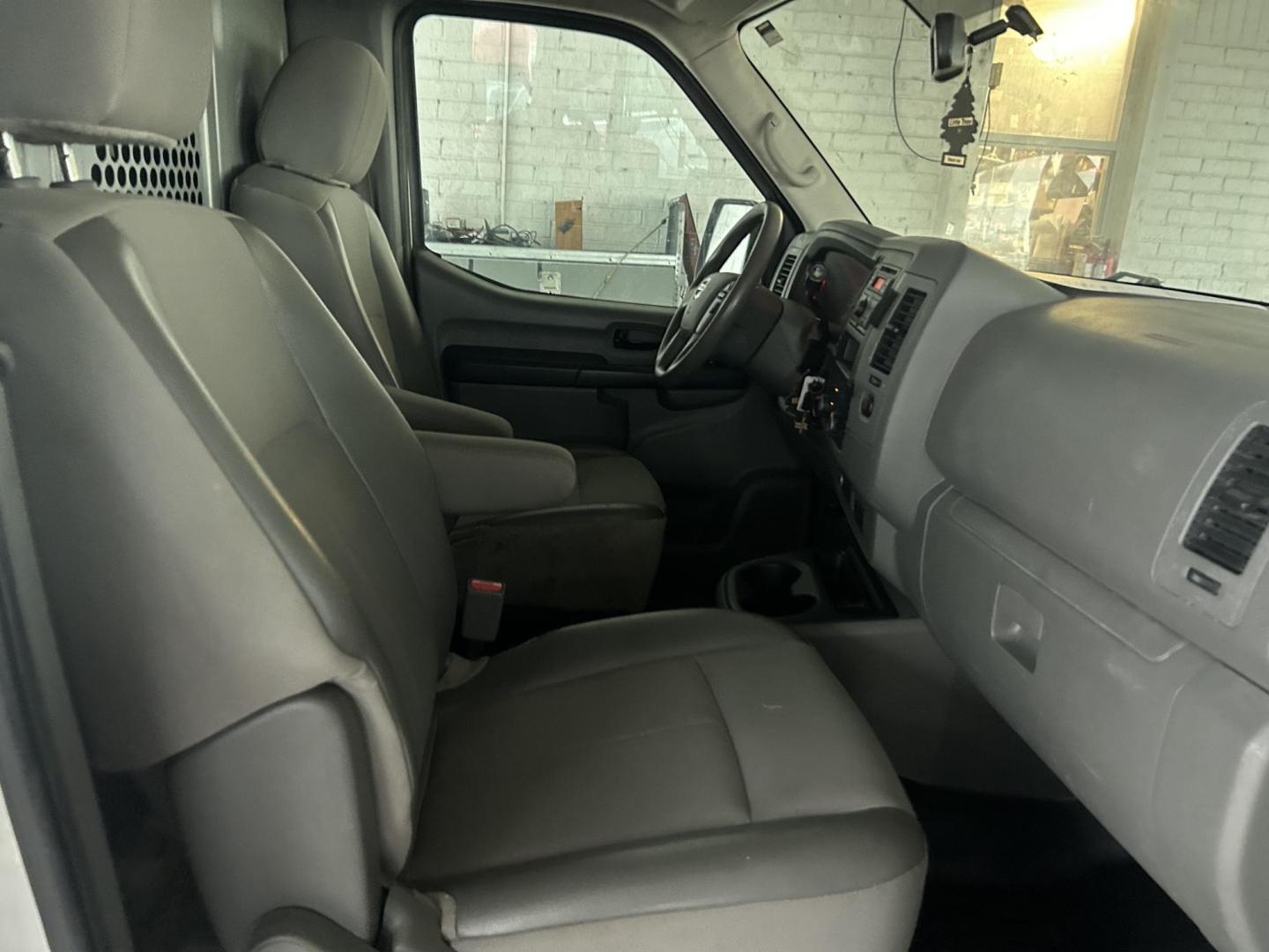 2017 White Nissan NV Cargo (1N6BF0KM1HN) , located at 1687 Business 35 S, New Braunfels, TX, 78130, (830) 625-7159, 29.655487, -98.051491 - Photo#5