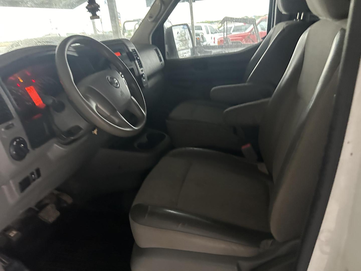 2017 White Nissan NV Cargo (1N6BF0KM1HN) , located at 1687 Business 35 S, New Braunfels, TX, 78130, (830) 625-7159, 29.655487, -98.051491 - Photo#6