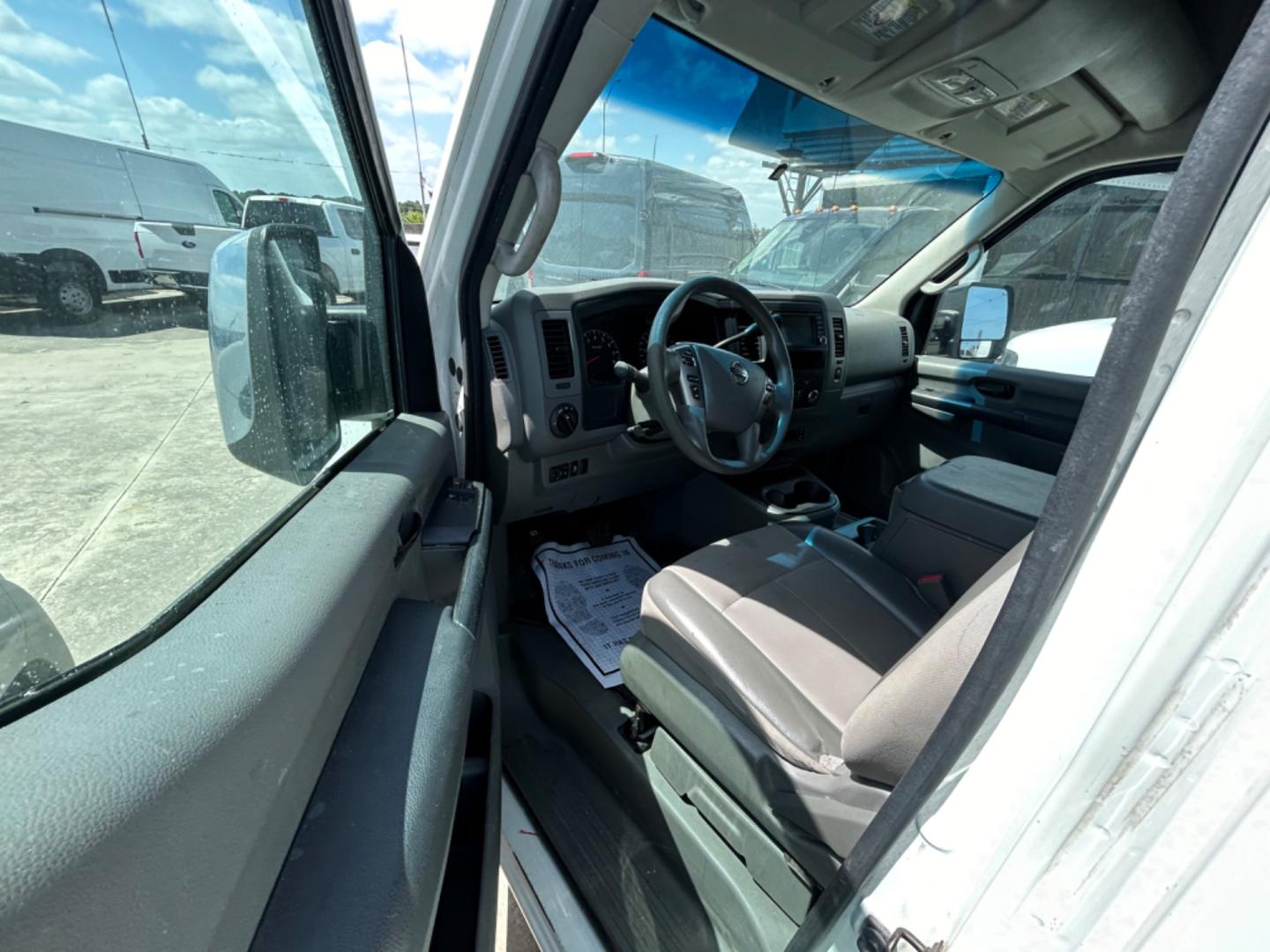 2015 Nissan NV Cargo 2500 HD S V8 High Roof (1N6AF0LY8FN) with an 5.6L V8 DOHC 32V engine, 5-Speed Automatic transmission, located at 1687 Business 35 S, New Braunfels, TX, 78130, (830) 625-7159, 29.655487, -98.051491 - Photo#11