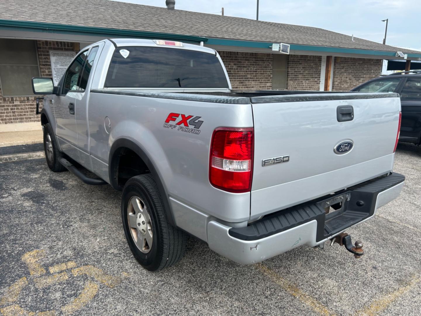 2004 Silver Ford F-150 FX4 4WD (1FTRF14524N) with an 5.4L V6 SOHC 16V engine, 4-Speed Automatic Overdrive transmission, located at 1687 Business 35 S, New Braunfels, TX, 78130, (830) 625-7159, 29.655487, -98.051491 - Photo#1