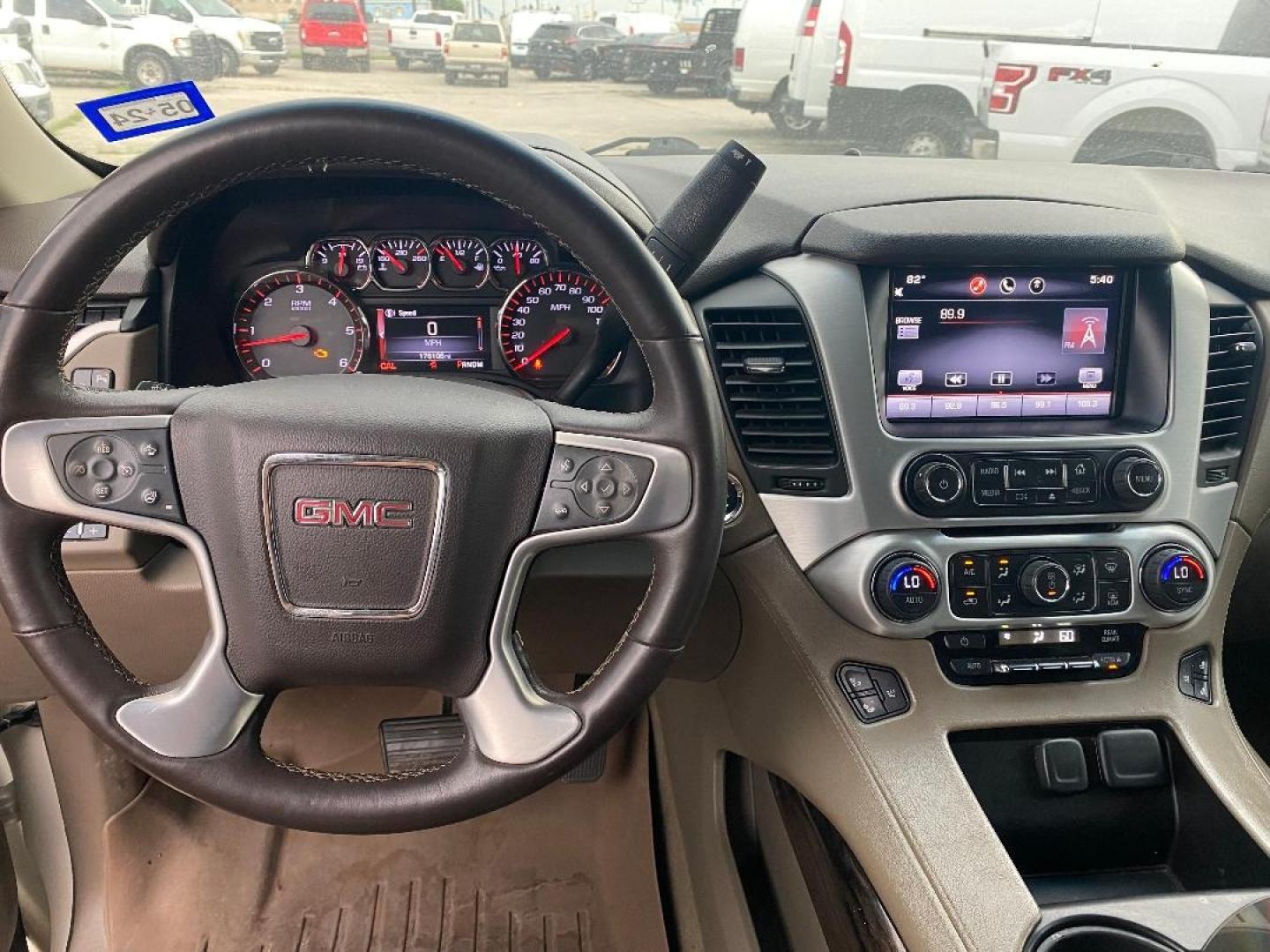 2015 White /Tan GMC Yukon XL SLT (1GKS1HKCXFR) with an 5.3L V8 F OHV 16V engine, Automatic transmission, located at 1687 Business 35 S, New Braunfels, TX, 78130, (830) 625-7159, 29.655487, -98.051491 - Photo#12