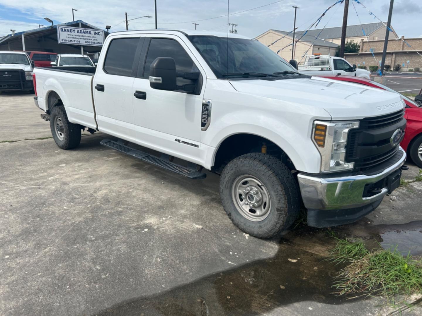 2019 Ford F-350 SD (1FT8W3BTXKE) with an 6.7L V8 F OHV 32V engine, Automatic transmission, located at 1687 Business 35 S, New Braunfels, TX, 78130, (830) 625-7159, 29.655487, -98.051491 - Photo#1