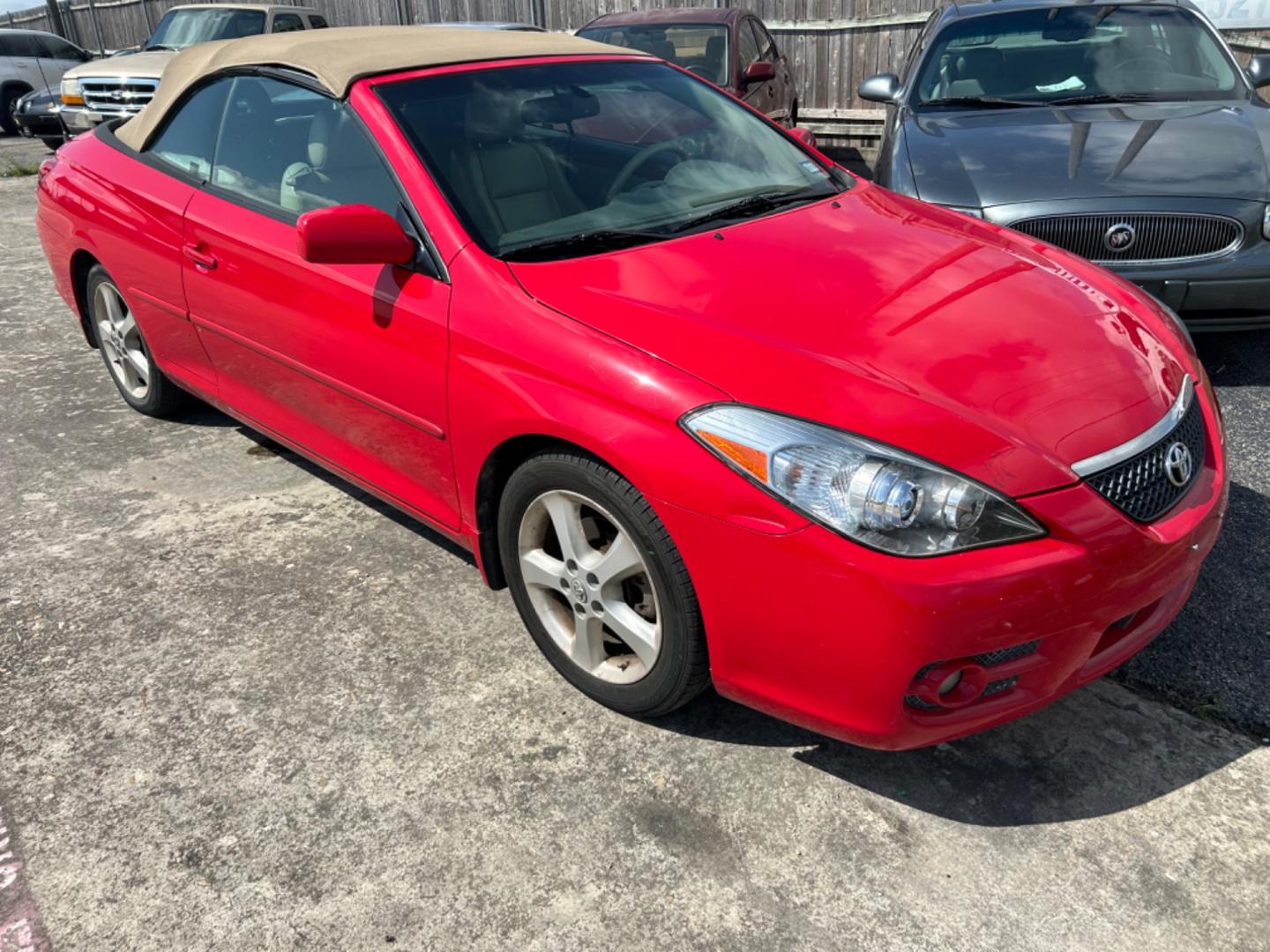 2007 Red Toyota Camry Solara SE Convertible (4T1FA38P77U) with an 3.3L V6 DOHC 24V engine, located at 1687 Business 35 S, New Braunfels, TX, 78130, (830) 625-7159, 29.655487, -98.051491 - Photo#1