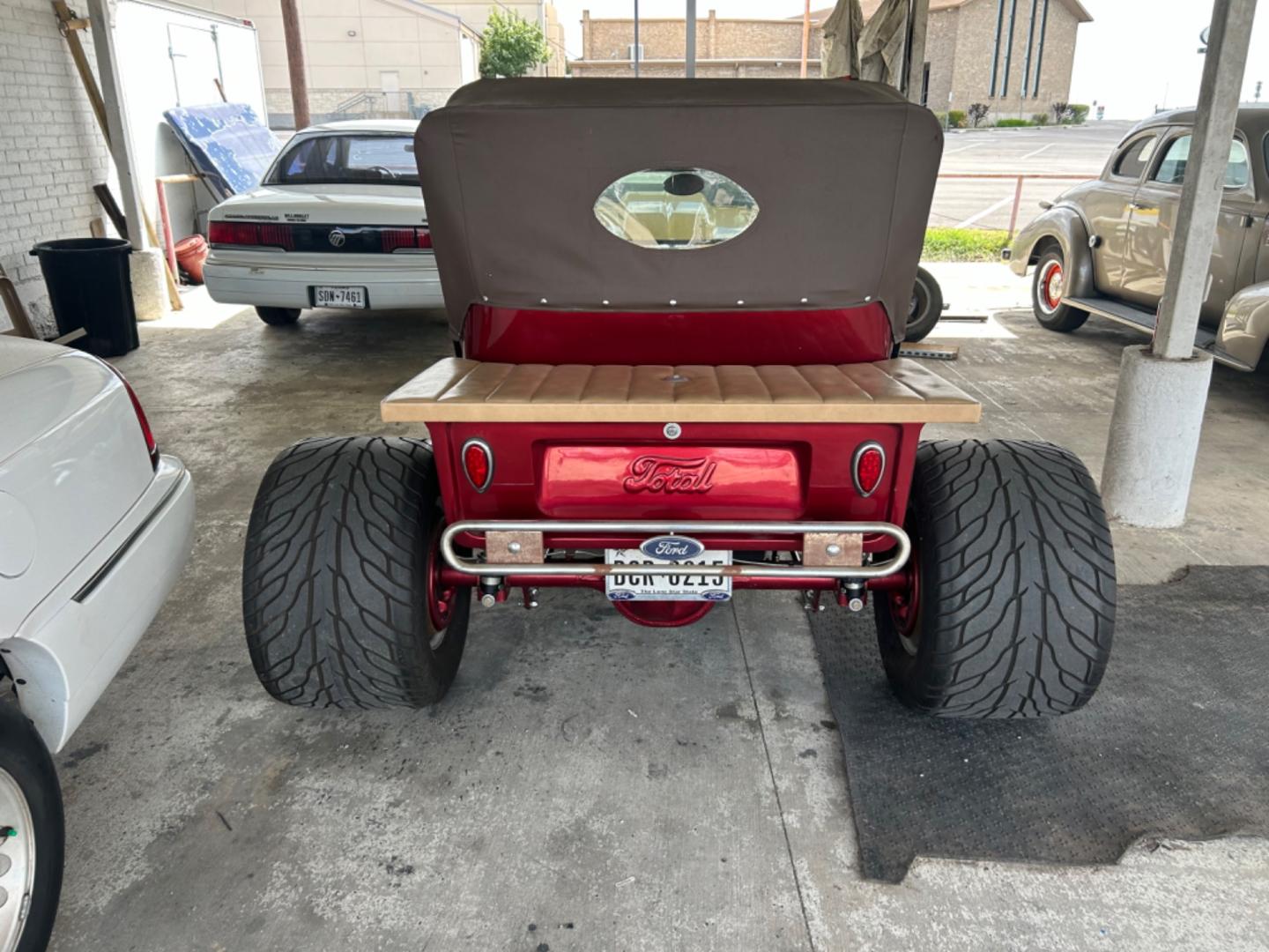 1923 Maroon /Tan Ford T-Bucket (SW123060) with an 350 V8 Chevrolet engine, Automatic transmission, located at 1687 Business 35 S, New Braunfels, TX, 78130, (830) 625-7159, 29.655487, -98.051491 - Pro built 1923 T-Bucket Replica Automatic with a 350 V8 built by Parkes Engines Seguin Texas. - Photo#3