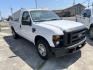 2008 White Ford F-250 SD XL 2WD (1FTNF20598E) with an 5.4L V8 SOHC 16V engine, located at 1687 Business 35 S, New Braunfels, TX, 78130, (830) 625-7159, 29.655487, -98.051491 - Photo#3