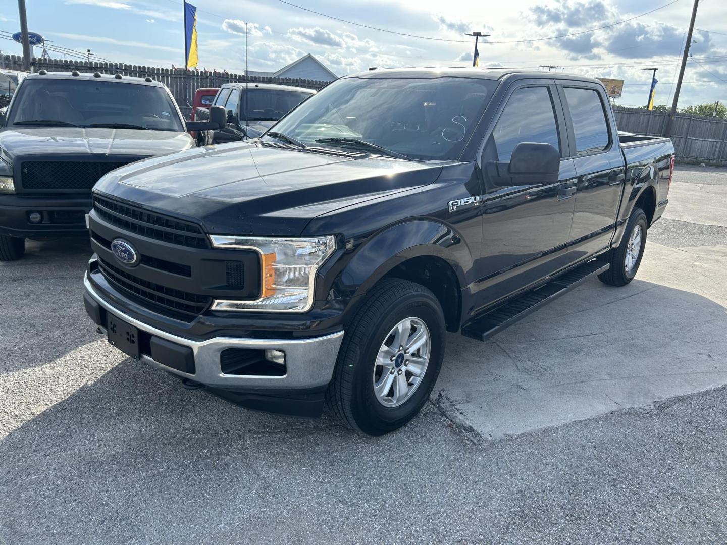 2019 Black Ford F-150 XLT SuperCrew 6.5-ft. Bed 4WD (1FTEW1E4XKK) with an 3.5L V6 TURBO engine, 6A transmission, located at 1687 Business 35 S, New Braunfels, TX, 78130, (830) 625-7159, 29.655487, -98.051491 - Photo#0