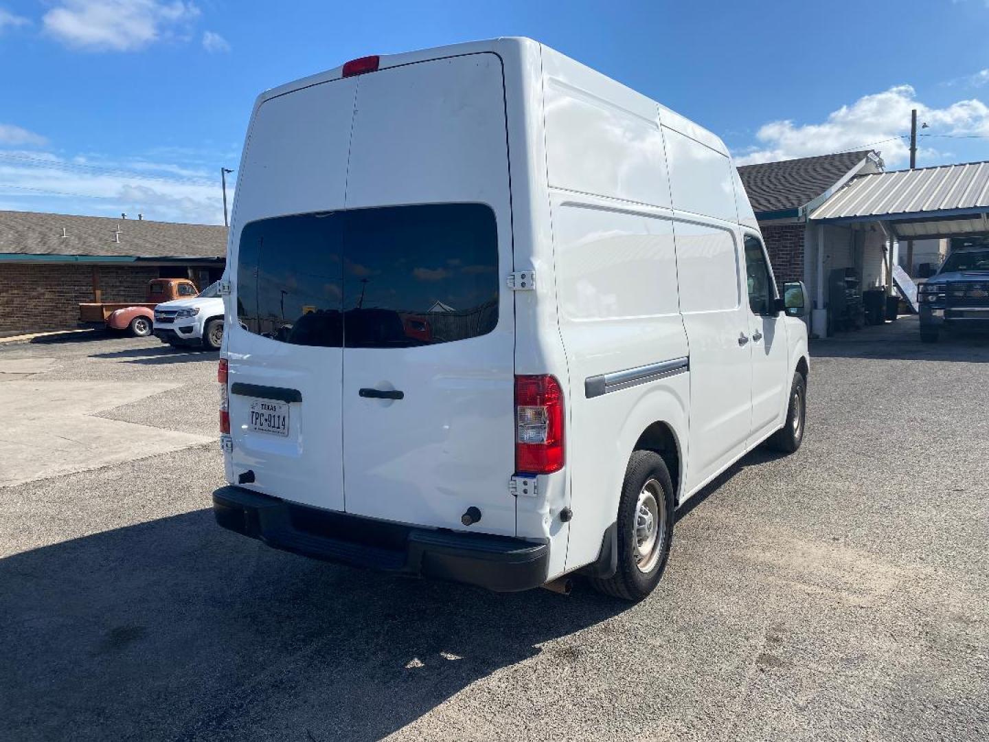 2019 White Nissan NV Cargo 2500 HD S V6 High Roof (1N6BF0LY6KN) with an 4.0L V6 engine, 5A transmission, located at 1687 Business 35 S, New Braunfels, TX, 78130, (830) 625-7159, 29.655487, -98.051491 - Photo#3