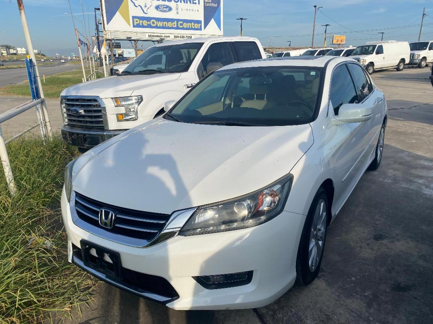 2015 /Tan Honda Accord EX-L V6 Sedan AT (1HGCR3F89FA) with an 3.5L V6 SOHC 24V engine, 6-Speed Automatic transmission, located at 1687 Business 35 S, New Braunfels, TX, 78130, (830) 625-7159, 29.655487, -98.051491 - Photo#0