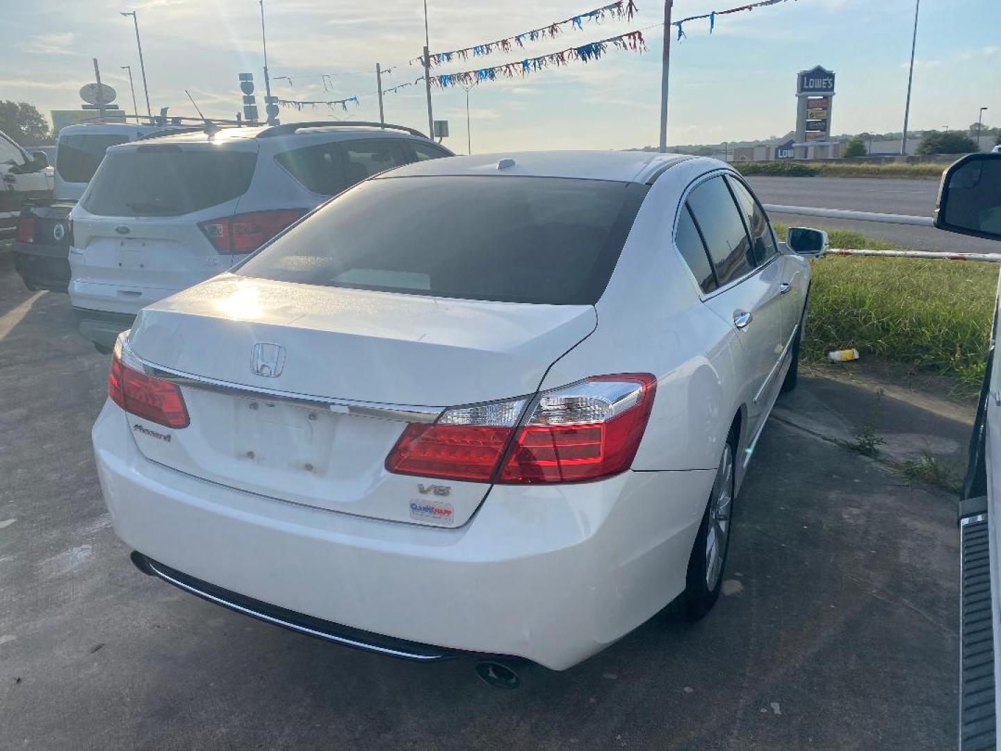 2015 /Tan Honda Accord EX-L V6 Sedan AT (1HGCR3F89FA) with an 3.5L V6 SOHC 24V engine, 6-Speed Automatic transmission, located at 1687 Business 35 S, New Braunfels, TX, 78130, (830) 625-7159, 29.655487, -98.051491 - Photo#1