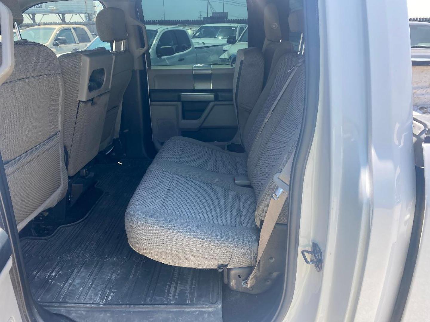 2019 White Ford F-150 XLT SuperCrew 6.5-ft. Bed 4WD (1FTFW1E52KK) with an 5.0L V8 OHV 16V engine, 6A transmission, located at 1687 Business 35 S, New Braunfels, TX, 78130, (830) 625-7159, 29.655487, -98.051491 - Photo#7