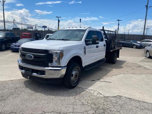 2019 Ford F-350 SD XL Crew Cab Flat Bed DRW 4WD