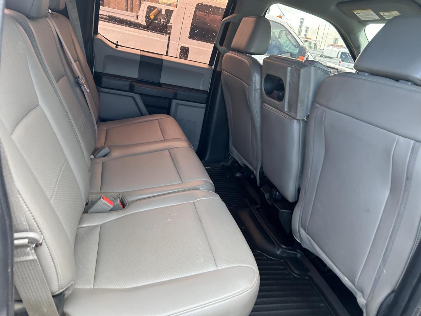 2020 White Ford F-150 XL SuperCrew 5.5-ft. 2WD (1FTEW1C54LK) with an 5.0L V8 OHV 32V engine, 6A transmission, located at 1687 Business 35 S, New Braunfels, TX, 78130, (830) 625-7159, 29.655487, -98.051491 - Photo#5