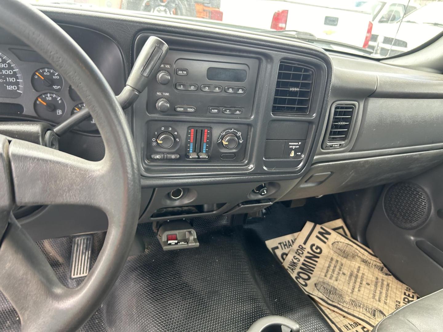 2005 White Chevrolet Silverado 3500 Regular Cab 2WD (1GBJC34275E) with an 6.6L V8 OHV 32V TURBO DIESEL engine, located at 1687 Business 35 S, New Braunfels, TX, 78130, (830) 625-7159, 29.655487, -98.051491 - Photo#10