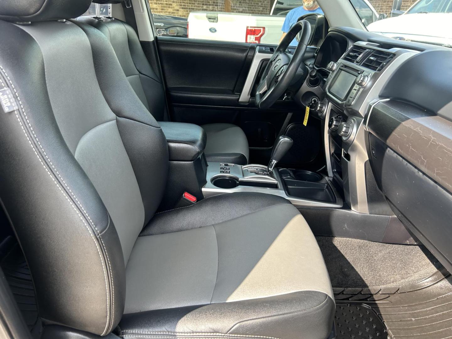 2019 Grey Toyota 4Runner Limited 2WD V6 (JTEZU5JR1K5) with an 4.0L V6 DOHC 24V engine, 5A transmission, located at 1687 Business 35 S, New Braunfels, TX, 78130, (830) 625-7159, 29.655487, -98.051491 - Photo#6