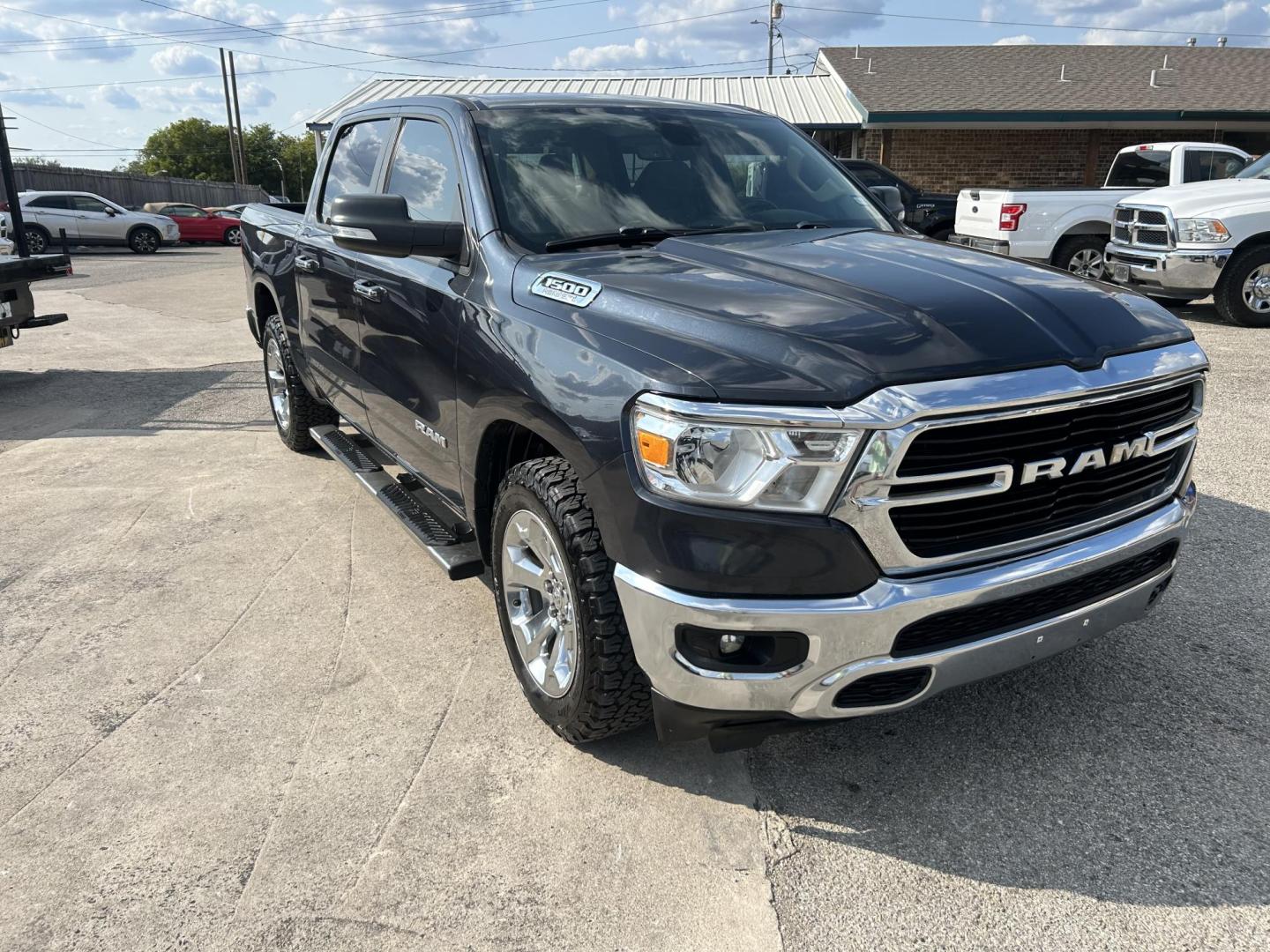 2019 Grey RAM 1500 Big Horn Crew Cab SWB 2WD (1C6RREFT3KN) with an 5.7L V8 OHV 16V engine, 8A transmission, located at 1687 Business 35 S, New Braunfels, TX, 78130, (830) 625-7159, 29.655487, -98.051491 - Photo#3