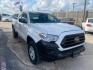 2022 White /Gray Toyota Tacoma SR5 Access Cab I4 6AT 2WD (3TYRX5GN6NT) with an 2.7L L4 DOHC 16V engine, 6A transmission, located at 1687 Business 35 S, New Braunfels, TX, 78130, (830) 625-7159, 29.655487, -98.051491 - Photo#5