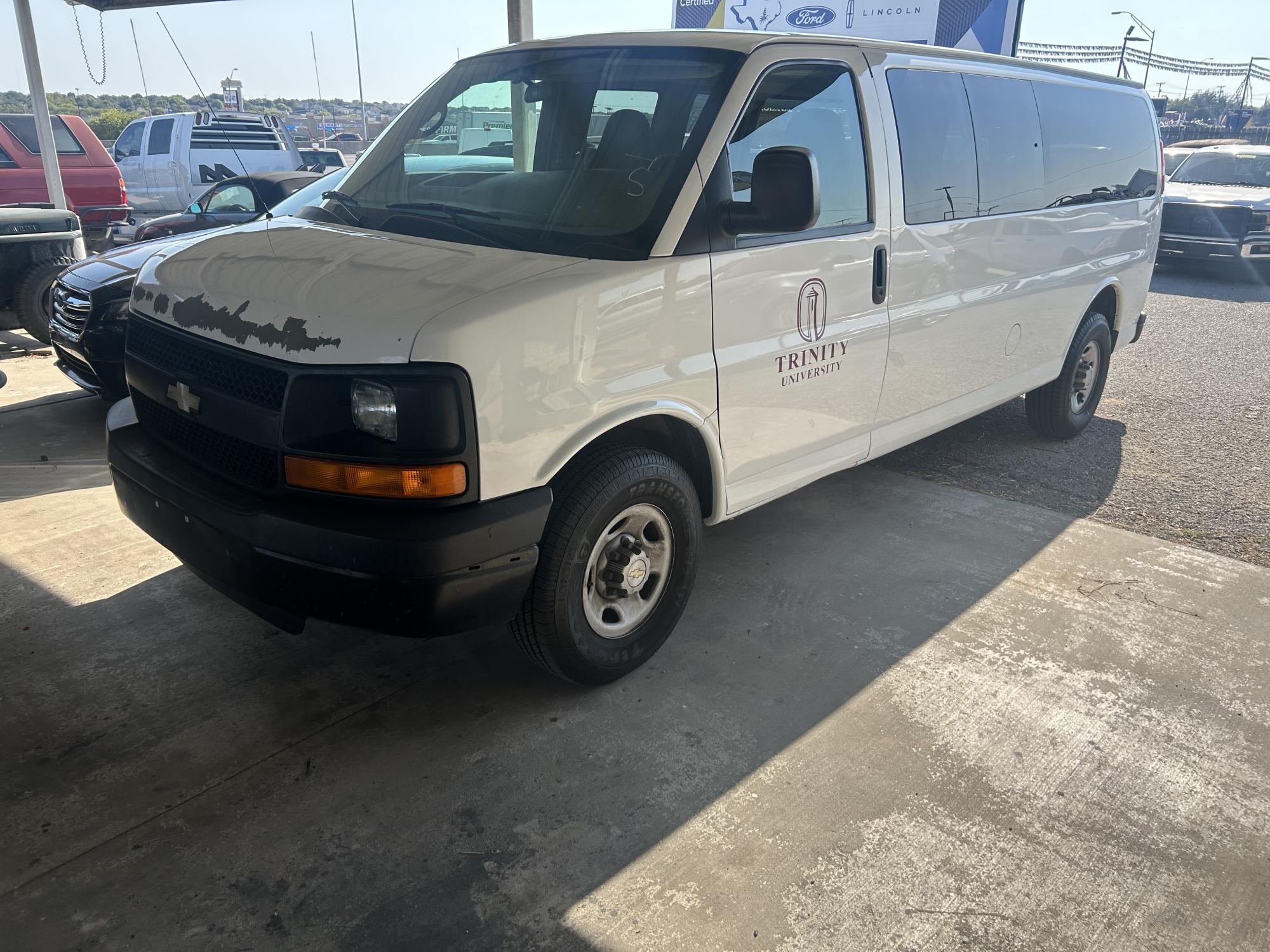 photo of 2008 Chevrolet Express LS 3500 Extended