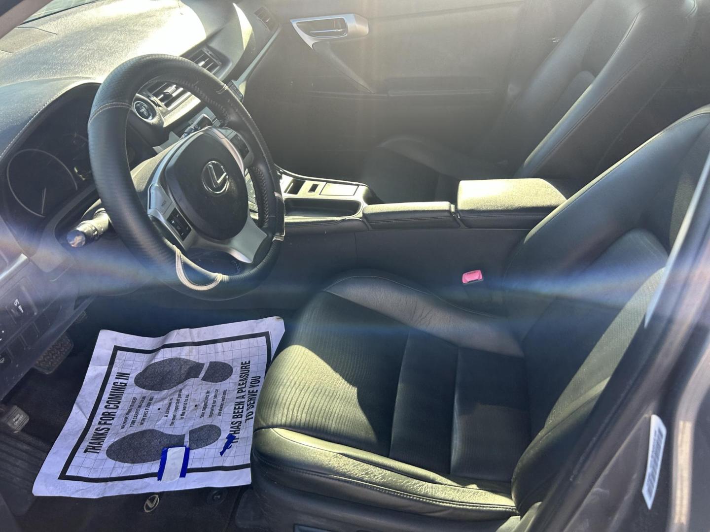 2013 Grey Lexus CT 200h Base (JTHKD5BH3D2) with an 1.8L L4 HYBRID engine, Continuously Variable Transmission transmission, located at 1687 Business 35 S, New Braunfels, TX, 78130, (830) 625-7159, 29.655487, -98.051491 - Photo#12