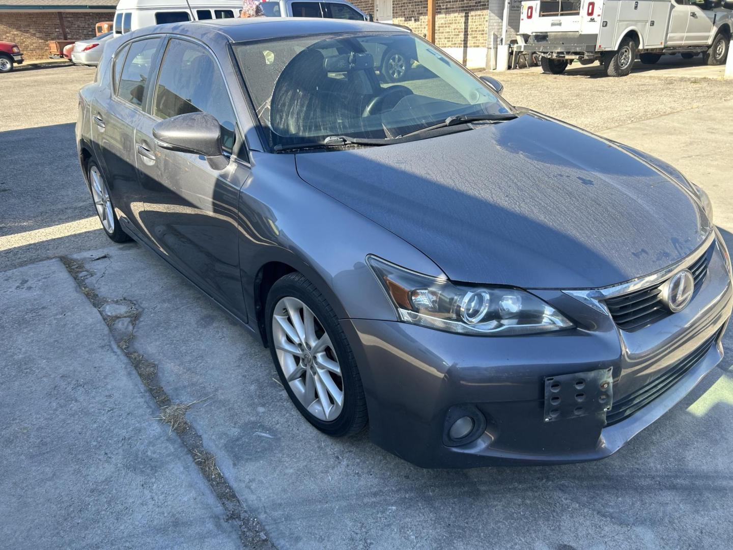 2013 Grey Lexus CT 200h Base (JTHKD5BH3D2) with an 1.8L L4 HYBRID engine, Continuously Variable Transmission transmission, located at 1687 Business 35 S, New Braunfels, TX, 78130, (830) 625-7159, 29.655487, -98.051491 - Photo#3