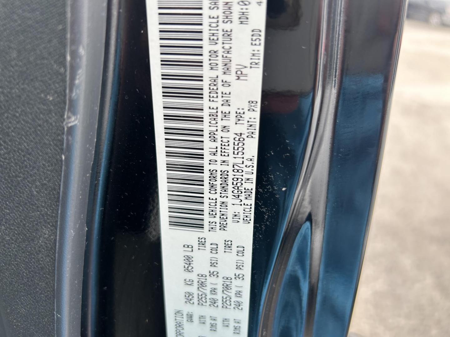 2007 Black Jeep Wrangler Unlimited Sahara 4WD (1J4GA59187L) with an 3.8L V6 OHV 12V engine, located at 1687 Business 35 S, New Braunfels, TX, 78130, (830) 625-7159, 29.655487, -98.051491 - Photo#16