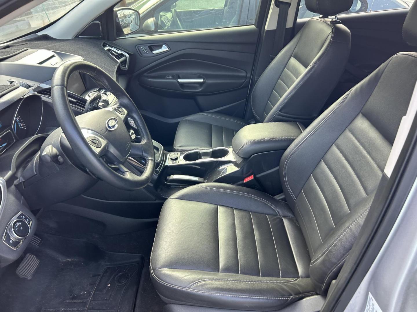 2014 Silver Ford Escape Titanium FWD (1FMCU0J96EU) with an 2.0L L4 DOHC 16V engine, 6-Speed Automatic transmission, located at 1687 Business 35 S, New Braunfels, TX, 78130, (830) 625-7159, 29.655487, -98.051491 - Photo#5