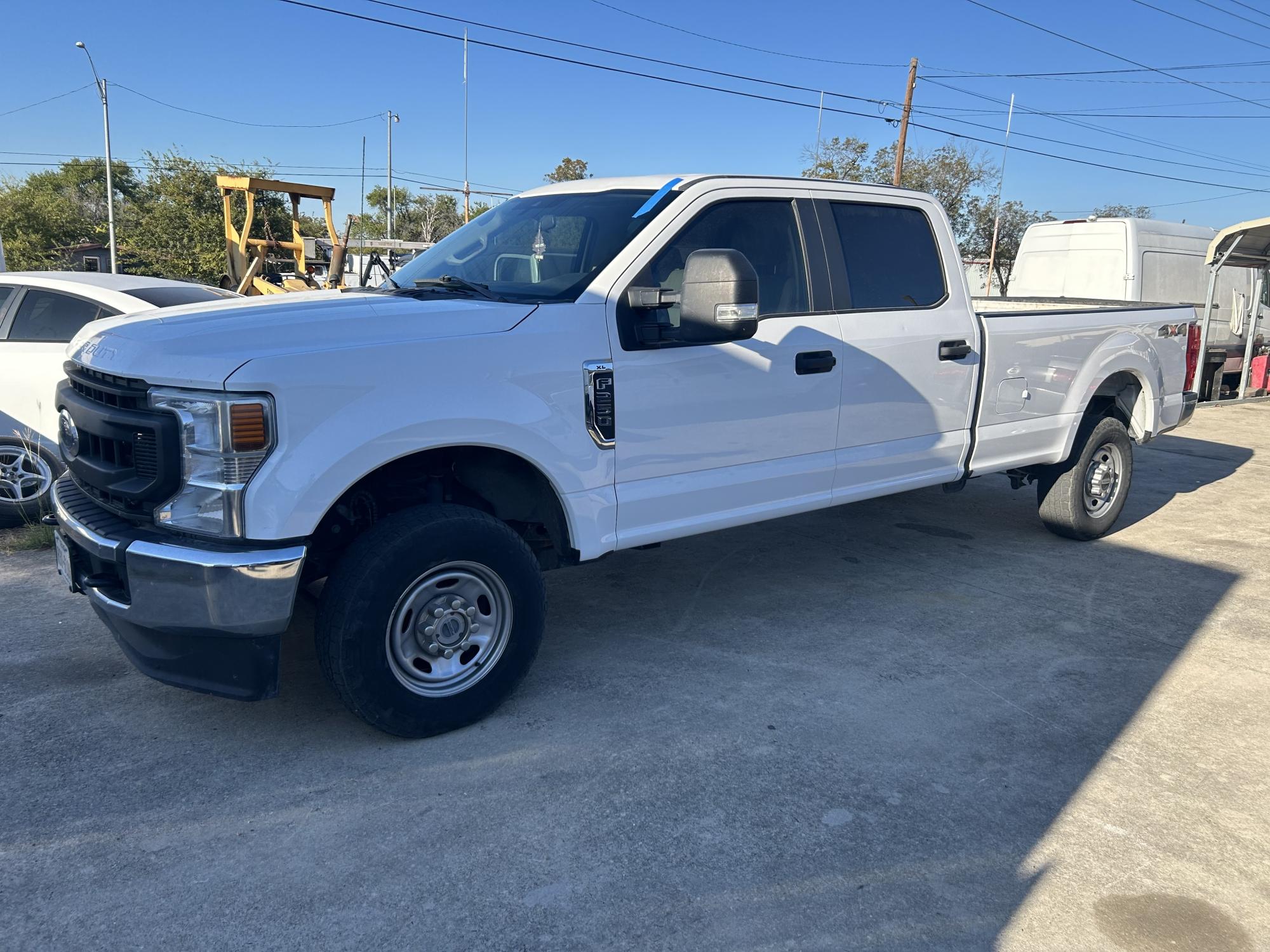 photo of 2022 Ford F-250 SD XL Crew Cab 4WD