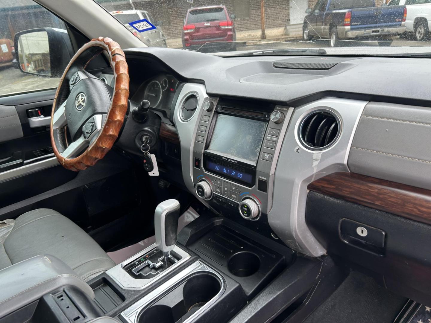 2015 Grey Toyota Tundra Limited 5.7L CrewMax 2WD (5TFFY5F14FX) with an 5.7L V8 DOHC 32V engine, 6-Speed Automatic transmission, located at 1687 Business 35 S, New Braunfels, TX, 78130, (830) 625-7159, 29.655487, -98.051491 - Photo#3