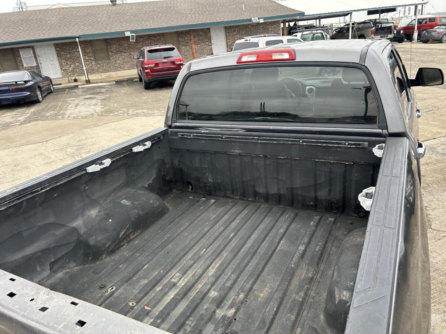 2015 Grey Toyota Tundra Limited 5.7L CrewMax 2WD (5TFFY5F14FX) with an 5.7L V8 DOHC 32V engine, 6-Speed Automatic transmission, located at 1687 Business 35 S, New Braunfels, TX, 78130, (830) 625-7159, 29.655487, -98.051491 - Photo#6